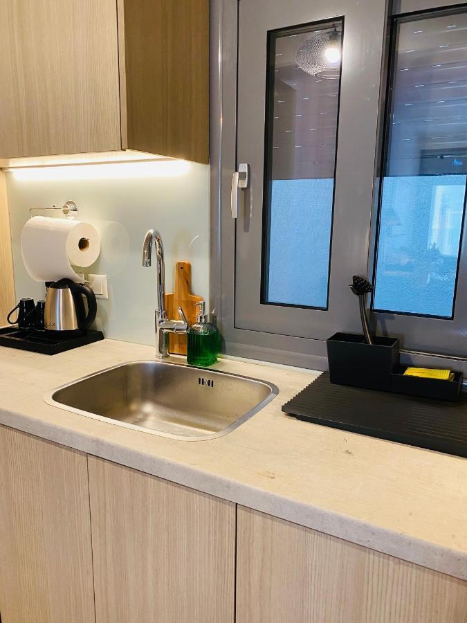 New 2Bd Aprt With Shared Rooftop Pool E2 아테네 외부 사진
