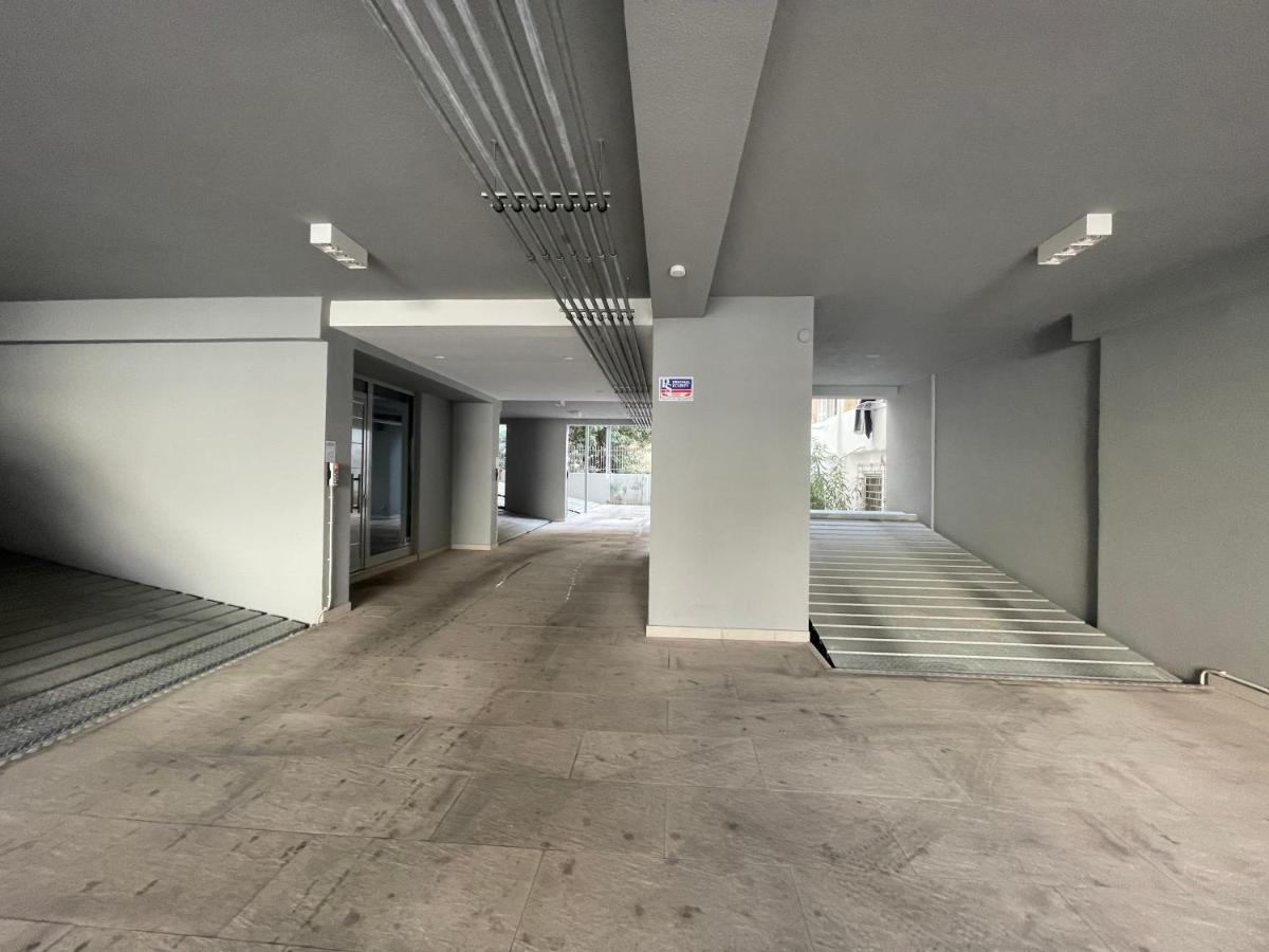 New 2Bd Aprt With Shared Rooftop Pool E2 아테네 외부 사진